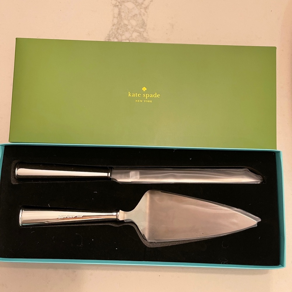 Kate spade Lenox mr and mrs wedding cake knife and spatula